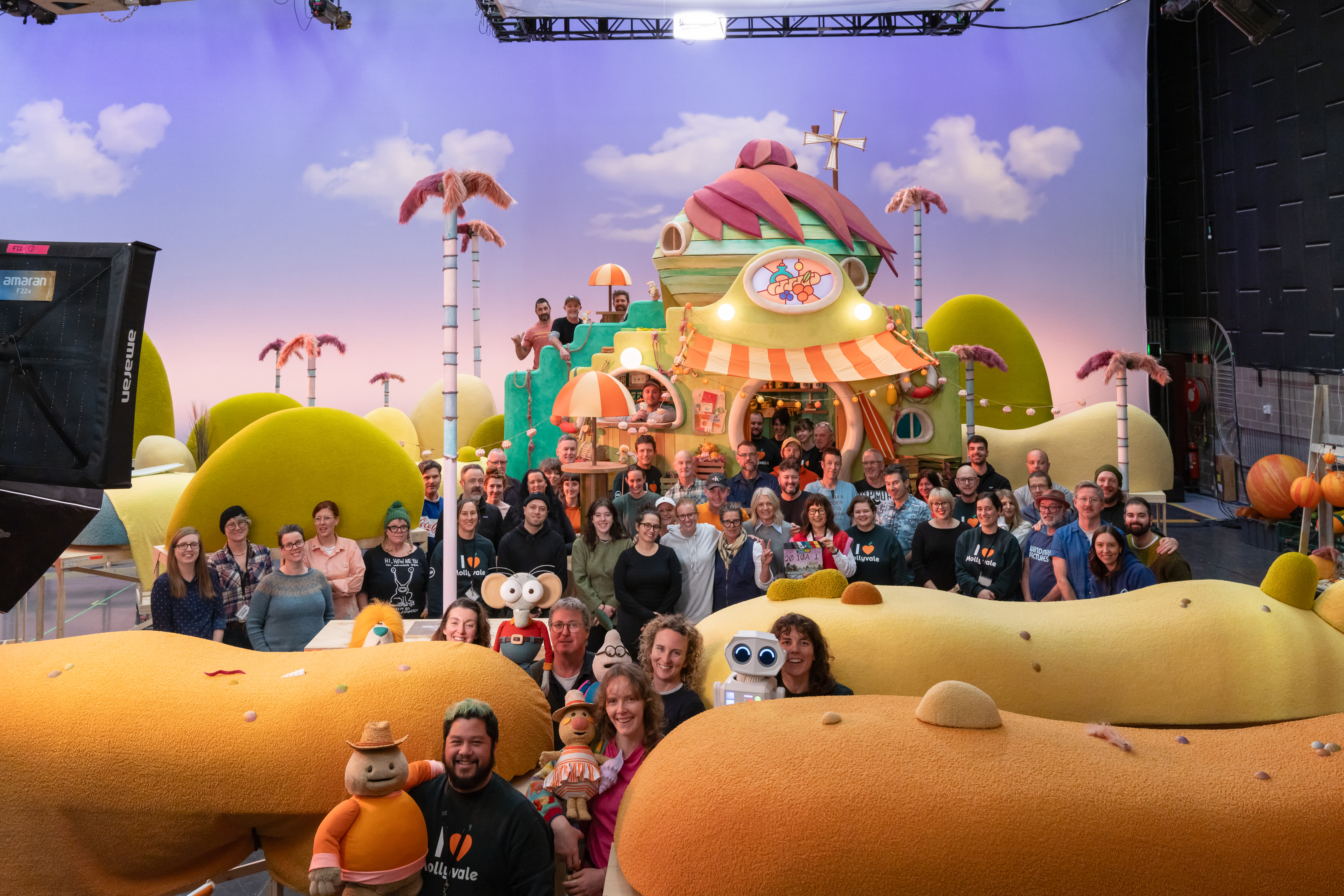 BeepandMortS2 Full Crew Shot_Image Credit Julian Cebo